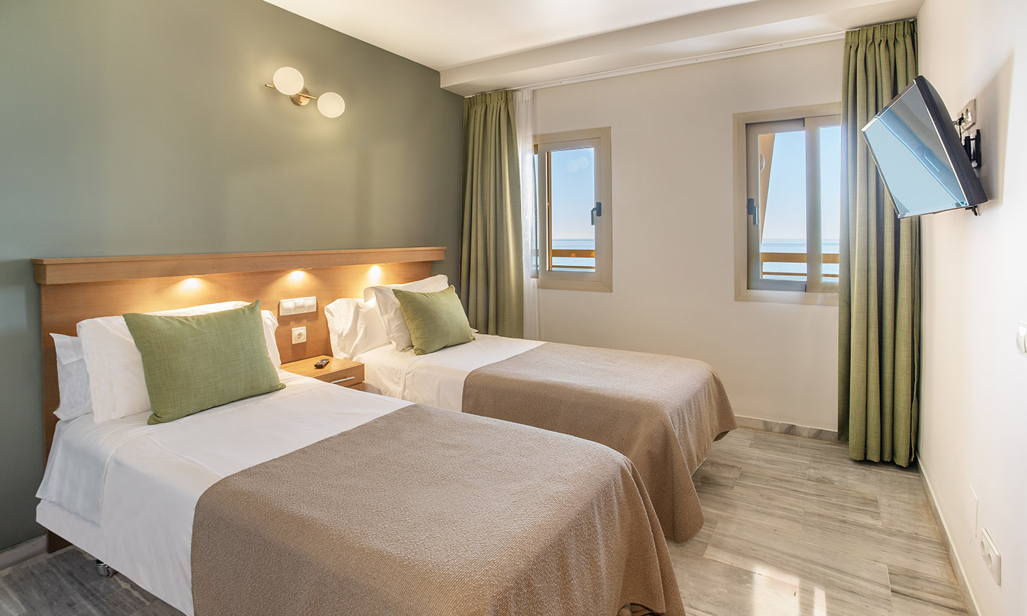 Our 2 Bedroom Apartment Penthouse has 2 bedrooms